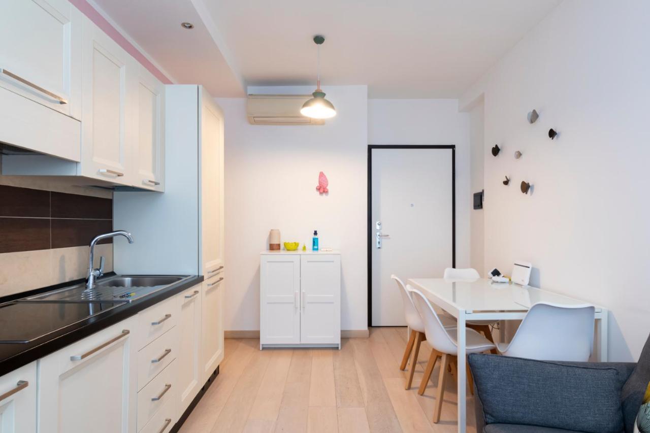 Luxury Apartment Near Bocconi Zamenhof 7 Milán Exterior foto