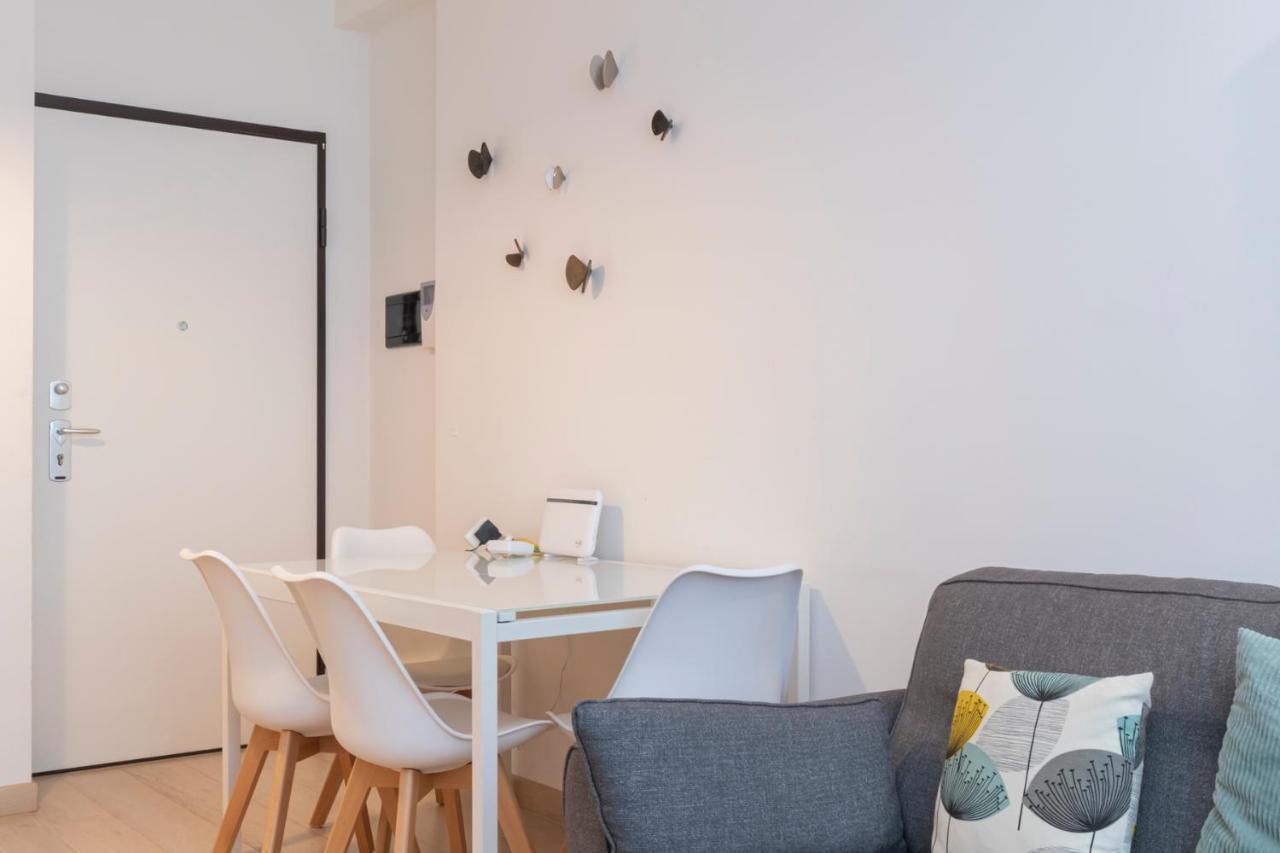 Luxury Apartment Near Bocconi Zamenhof 7 Milán Exterior foto